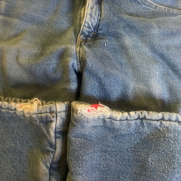 Wrangler Rugged Wear Distressed Thrashed Fleece Men’s 30x32” Grunge Denim Jeans - Picture 10 of 13